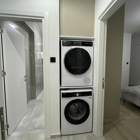 Apartman Modern Balcony Flat In Dereboyu - Walk Everywhere *