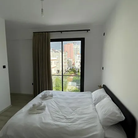 Modern Balcony Flat In Dereboyu - Walk Everywhere Apartman