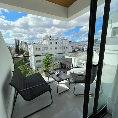 Apartman Modern Balcony Flat In Dereboyu - Walk Everywhere Nicosia