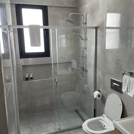 Modern Balcony Flat In Dereboyu - Walk Everywhere * Nicosia