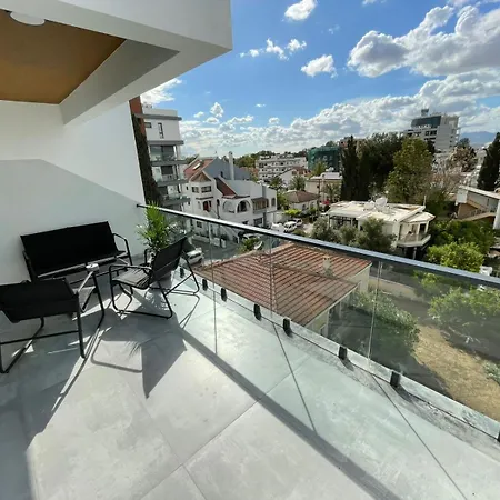 Modern Balcony Flat In Dereboyu - Walk Everywhere Nicosia